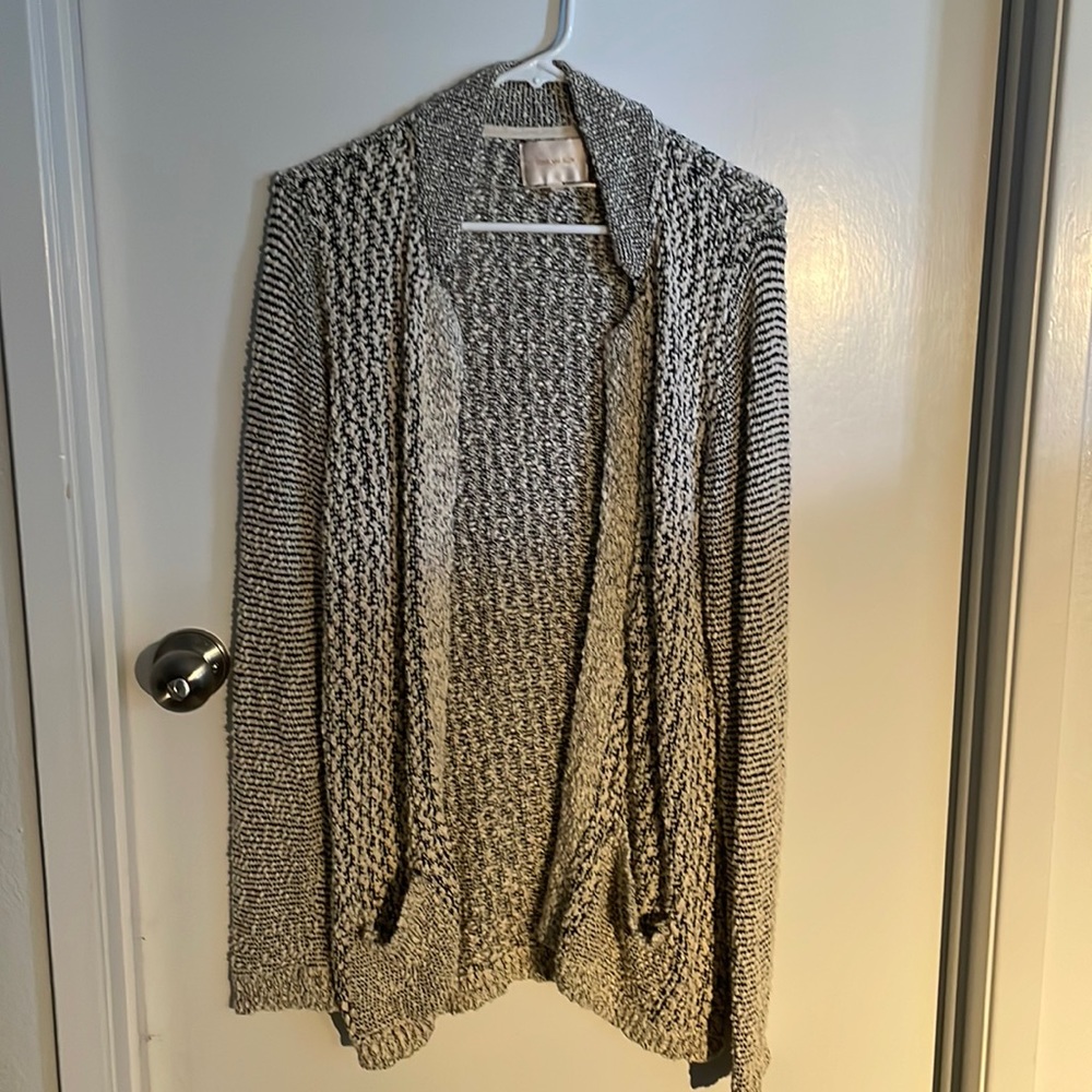 Sweater, size is medium, brand is Skies are Blue